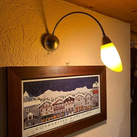 Amazing Attic In Charming House - Courmayeur